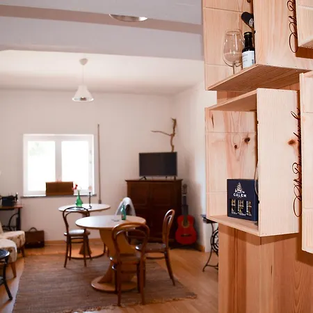 Sal Da Costa Lodging Panzió Casais de São Lourenço