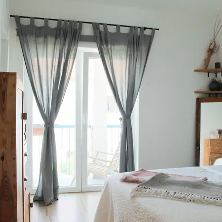 Sal Da Costa Lodging Casais de São Lourenço