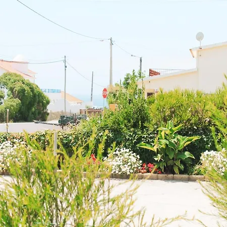 Sal Da Costa Lodging *